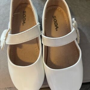 Soda Kids Glossy White Mary Jane Shoes